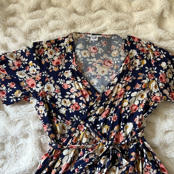 Wrap Dress/Cover Up in Navy Fleur Estella by Jessica Ray - Picture 2 of 11